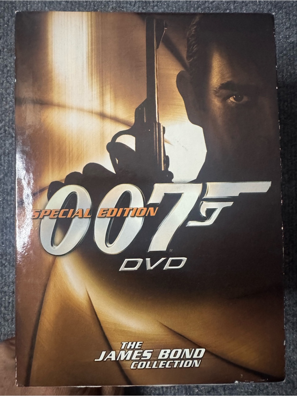 007 Special Edition DVD - The James Bond Collection (Gold/Brown)